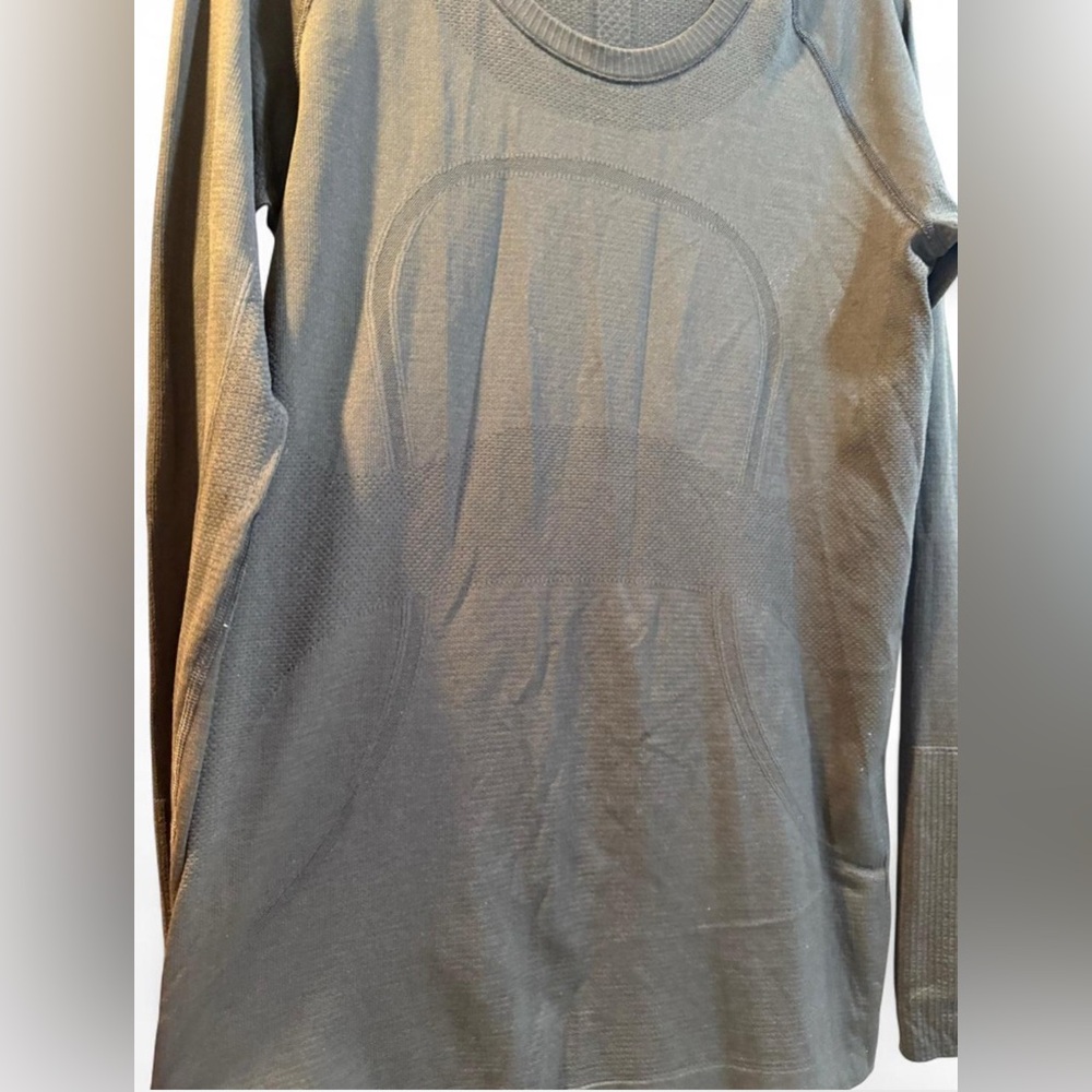 Lululemon Swiftly Tech Long Sleeve Shirt - Picture 3 of 5